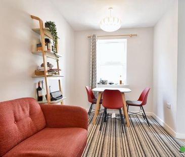 3 bedroom apartment to rent - Photo 2