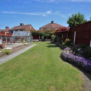 Marsh Hall Road, Widnes, WA8 - Photo 3