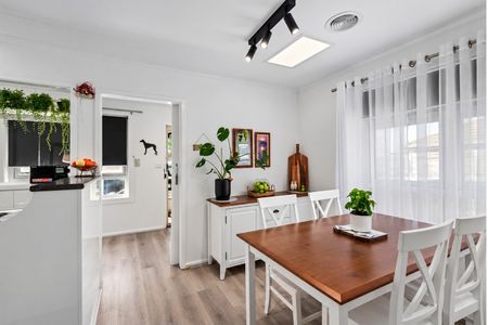 Located in the heart of Belmont - Photo 2
