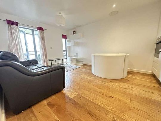 Glenalmond Avenue, Cambridge, CB2 - Photo 1