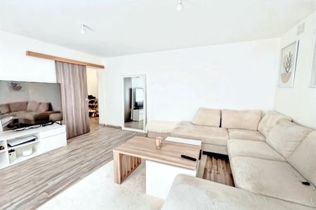 Location Appartement 3 pièces 70m² BARR 67140 - Photo 2