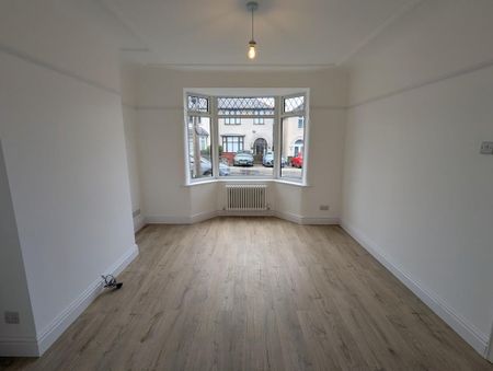 3 bedroom semi-detached house to rent - Photo 2