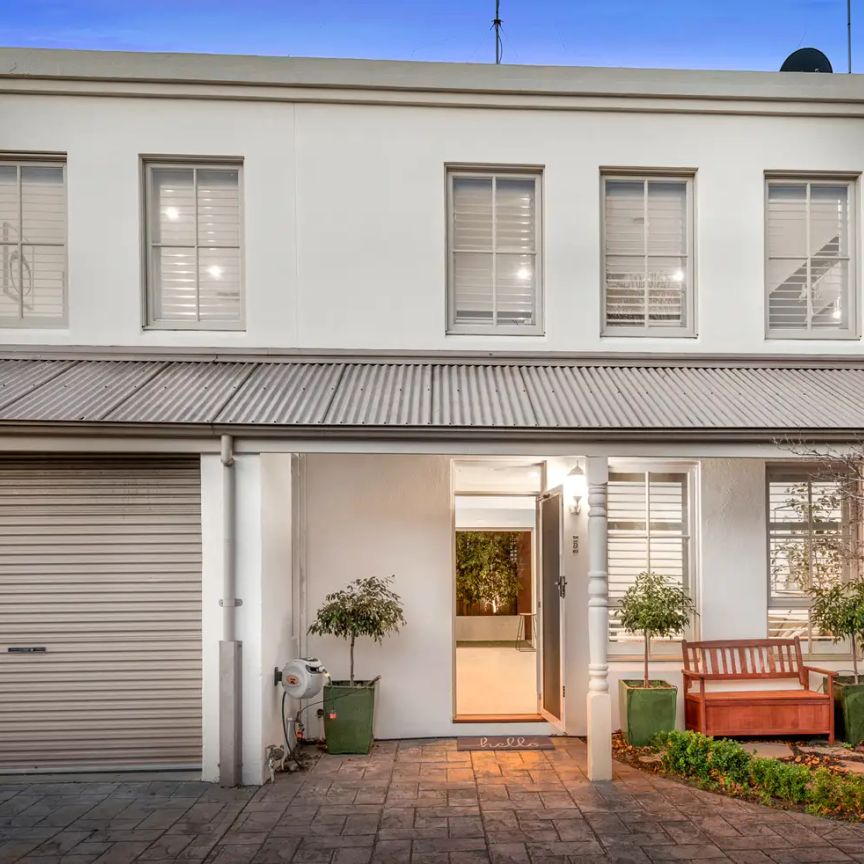 5/12 Barlow Street, Port Melbourne VIC 3207 - Photo 1