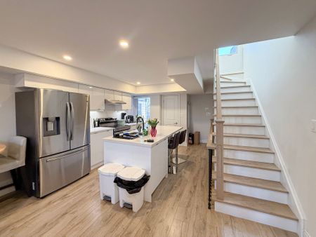 For Lease - 598 Crawford Street Unit# A, Toronto, Ontario - Photo 3