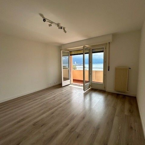 A LOUER APPARTEMENT VUE IMPRENABLE SUR LE LAC CLARENS - Photo 1