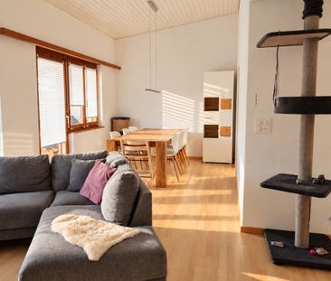 Helle 4.5-Zimmer-Wohnung mit Balkon und Kamin in Müllheim - Foto 3