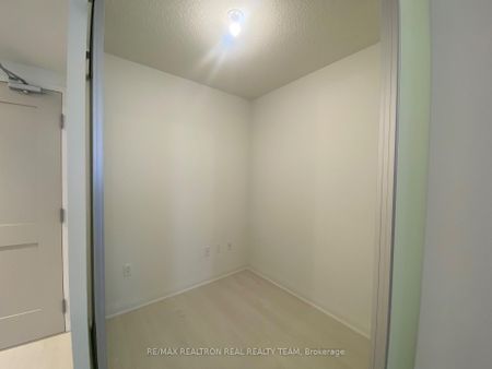 For Lease - 10 Gibbs Road Unit# 502, Toronto, Ontario - Photo 3