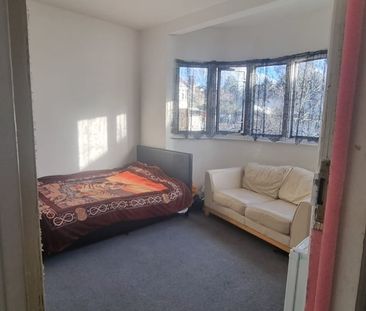 1 Bed Flat, Endersleigh Gardens, NW4 - Photo 4