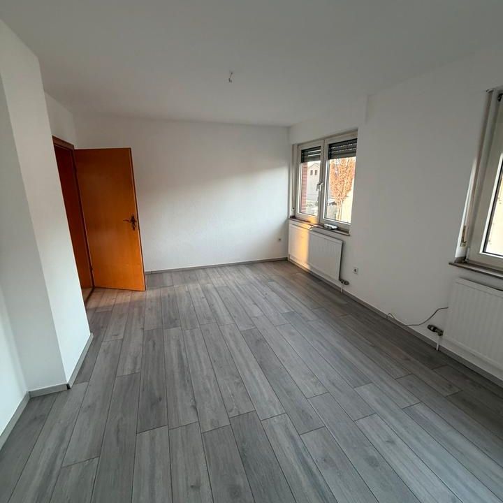 Frisch renoviert 3 Zimmer Wohnung - Photo 1