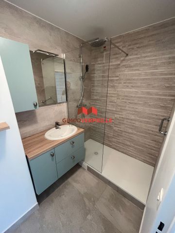 Location Appartement 2 pièces 46m² - Photo 5