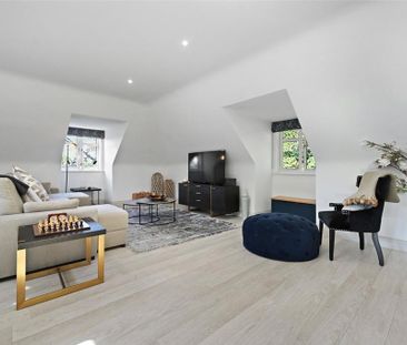 2 bedroom penthouse to rent - Photo 2