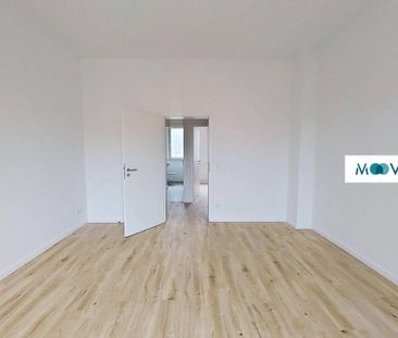 Sanierte 2,5-Zimmer-Altbauwohnung mit BALKON und EBK in Steglitz - Photo 2
