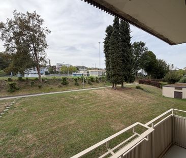 Frisch saniert, ruhige und sonnige Lage mit Balkon - Photo 3