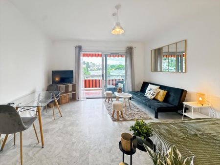 Location Appartement 1 pièce Meublé 35m² ANTIBES 06600 - Photo 2