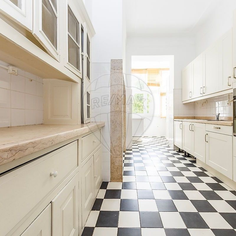 Apartamento T4 em Lisboa - Foto 1