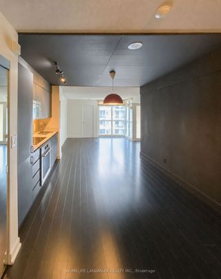 For Lease - 10 Capreol Court Unit# 828, Toronto, Ontario - Photo 1