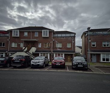 Apartment to rent in Dublin, Lucan, Adamstown - Photo 1