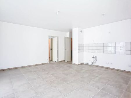 Appartement Marseille 4 pièce(s) de 76m2 - Photo 2