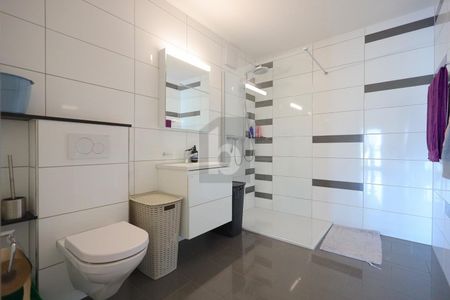 KOMFORTABEL, MODERN & RUHIG - Photo 3