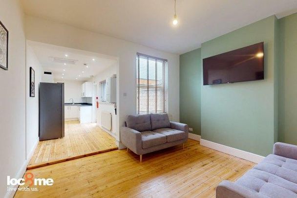 5 bedroom house share to rent - Photo 1