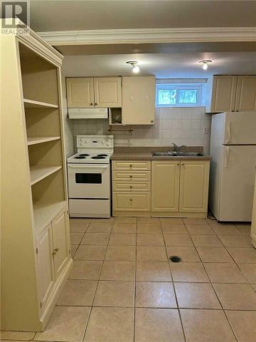 For Lease - 1745 Bathurst Street Unit# B, Toronto, Ontario - Photo 3