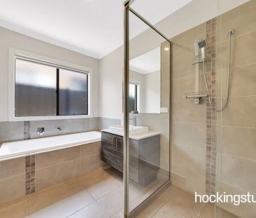 Spacious Family Home in Prime Mernda Location - Photo 4