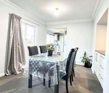 51 Rua Road, Glen Eden, Auckland - Photo 3