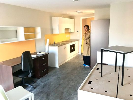 Studio Flat, One Islington Plaza, L3 - Photo 1