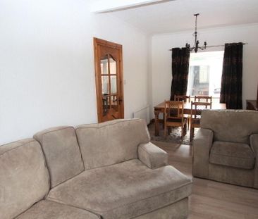 3 Strandburn Drive, Belfast, BT4 1NB - Photo 2