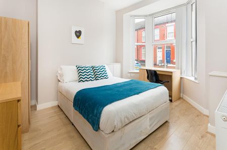 4 bedroom terraced house to rent - Photo 3