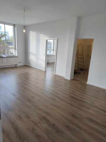 Erstbezug nach Renovierung - große 3 Raum Wohnung - Photo 5