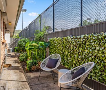 Stylishly Refurbished 3 Bed Homette in a Quiet, Leafy City-Fringe P... - Photo 5