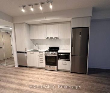 Hwy7 Brand New Luxuy 1Bdrm Contemporary Kitchen Open Concept Living - Photo 3