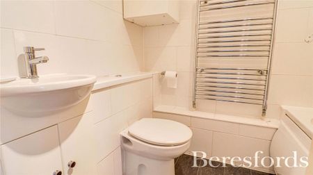 1 bedroom ground floor flat to rent - Photo 5