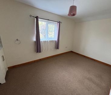 3 bedroom detached house to rent - Photo 6