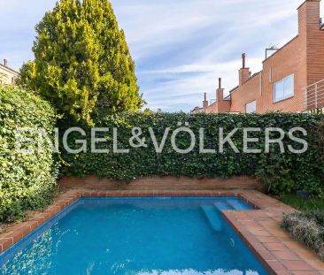 Casa adosada de alquiler en Arévalo Lara, Salvador - Photo 5