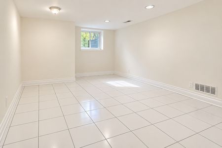 For Lease - 117 Rosemount Avenue Unit# Bsmt, Toronto, Ontario - Photo 3
