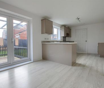 5 bedroom detached house to rent - Photo 5