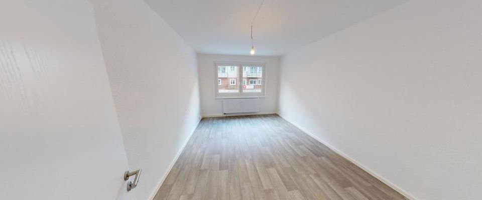 2-Raum-Wohnung mit Wanne nahe Schlossteich - Foto 1