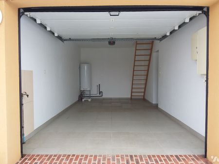 GOURNAY EN BRAY, pavillon de plain-pied, 3 chambres et garage, sur terrain de 818 m2 - Photo 3