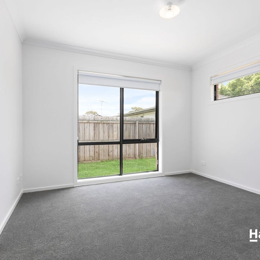 Brand new home in corio! - Photo 1