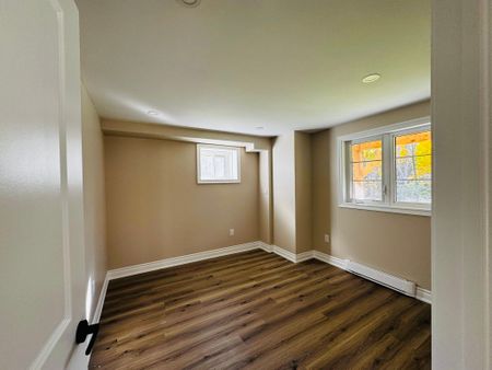 For Lease - 1438 Mockingbird Square Unit# Bsmt, Pickering, Ontario - Photo 4