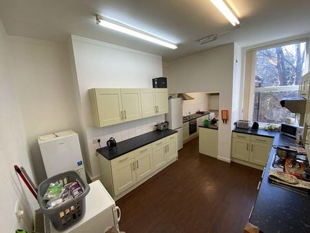 1 bedroom property to rent - Photo 4