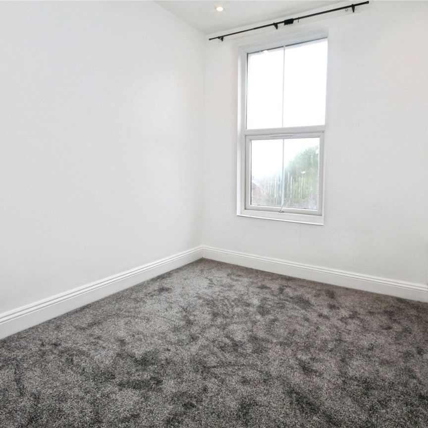 St. Mary’s Road, London, SE25 6UT - Photo 1