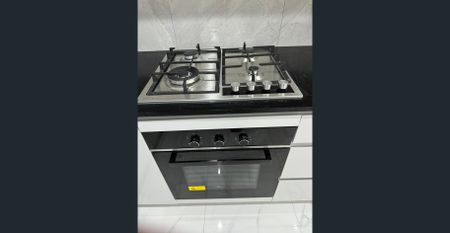 Stylish Modern Living in Gledswood Hills - Photo 3