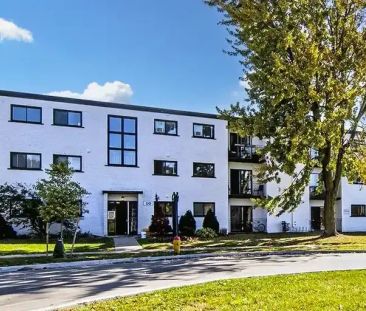 Leacrest Apartments 2 - PARKING SPACE, HEAT & WATER INCLUDED | 10 L... - Photo 1