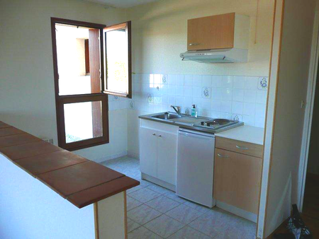 Location Appartement 1 pièce 33m² CAHORS 46000 - Photo 3