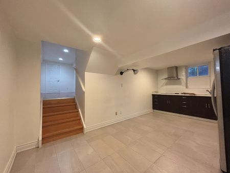 For Lease - 33 Patina Drive Unit# Lower, Toronto, Ontario - Photo 4