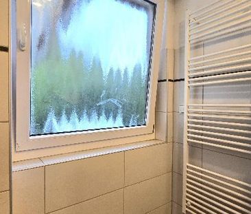 Großzügige helle 3-Zimmer-Wohnung 120 m² Loggia Wfl Flammersfeld ze... - Photo 1