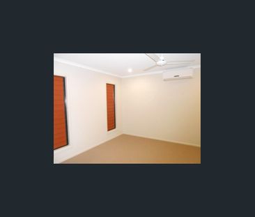 Stylish Family Home + Large 6x6 Powered Shed - Photo 6